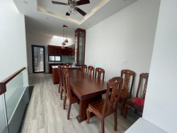 Nhà mặt tiền phố cho thuê Mystery Villas Hưng Thịnh 40tr/320m2