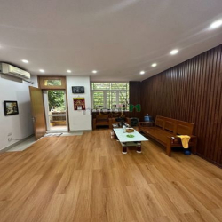 Cho thuê sàn văn phòng Làng Việt Kiều Châu Âu, diện tích 80 m2/tầng