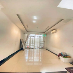 Cho thuê MB nhà nguyên căn một xẹt ngắn Quốc Hương, Thảo Điền 160m2
