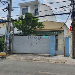 CHo thuê Kho MT Nguyễn Văn Vịnh,Tân Phú.DT 5x40, gác suốt, 1wc