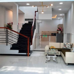 Cho thuê nhà HXT 200/6B Nguyễn Trọng Tuyển P.8 Q.Phú Nhuận
