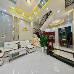 Bán nhà hẻm xe hơi đường Nguyễn Tư Giản, P.12, 5,3 x 14 giá 7.85 tỷ tl