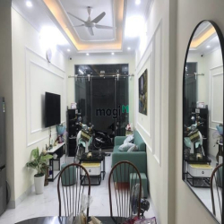 Bán nhà Giải Phóng - Sổ đỏ 39M 4.1 tỷ - Nội thất đẹp