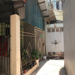 Bán gấp nhà ngõ phố Thượng Thanh 52 M2x3 T, ô tô vào nhà. 3,45 TỶ .