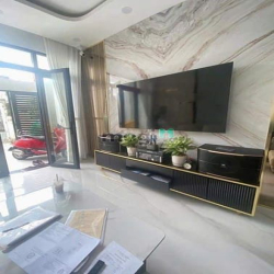 Biệt Thự Trung Tâm Bình Thạnh, 60m2(4x15) - 4 Tầng, HXH, Giá Rất Mềm