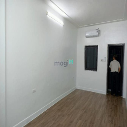 Vĩnh Tuy 28M 4.2Tỷ - Nhà còn mới và đẹp - Mặt ngõ - Gần ĐH CNKDHN