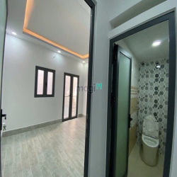 BÁN NHÀ 3 TẦNG,Phường Tân Hưng -Q7,KDC -Hẻm Thông
