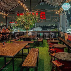 Cho thuê điều hành quán ăn mô hình Beer Garden mặt tiền Trần Não