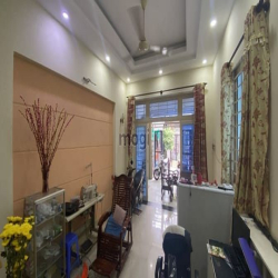 Ngay chợ Liên khu 5-6, 143m2, Ngăn làm 2 căn, Shr, HXH, giá 7,2 tỷ.