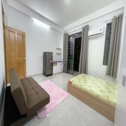 CHDV Ban CÔng Quận 3 Lý Chính Thắng