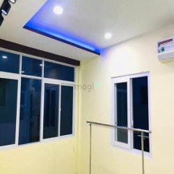 Nhà hẻm xe hơi LÊ VĂN SỸ Quận 3, 34m2, nở hậu, 4 tầng, 3PN, nhỉnh 8 tỷ