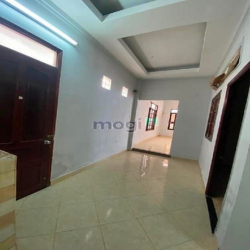 Bán Villa 120m2 ô tô ngủ trong nhà Đường Lâm văn Bền trung tâm Q7.