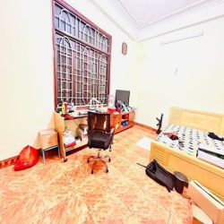 Thịnh Hào, lô góc mặt tiền rộng 6m, ô tô tránh diện tích rộng 70m²