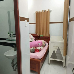 Hiếm ! Bán Nhà Phan Văn Trị, Hẻm Xe Hơi, 4 Tầng, 5PN, Chỉ 5.19 Tỷ
