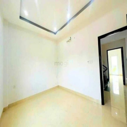 Bán nhà HXH Gò Cát, Phú Hữu, Quận 9 52m2 giá 2t370 SHR