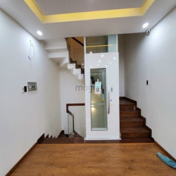 Biệt thự mới VIEW SÔNG, ngay công viên Đặng Thùy Trâm, 10mx31m, 3 Tầng