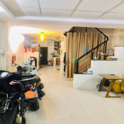 Nhà Yên Đỗ P.1 Bình Thạnh Hẻm Xe Hơi DT 41M2 Giá 5.7 Tỷ.