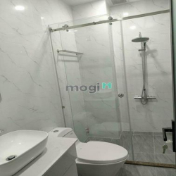 KDTL bán gấp nhà đường Phạm Thế Hiển, q8, 62m2, 1tỷ150tr, shr, gần chợ