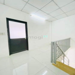 Nhà Hiếm Bán 5M ra Mặt Tiền nhựa Nguyễn Ảnh Thủ, Q12, SHR chỉ 1.9 Tỷ