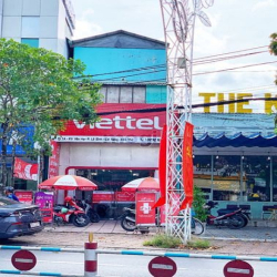 Nhà 2 lầu vị trí đẹp mặt tiền Phạm Hùng, Cái Răng, Cần Thơ