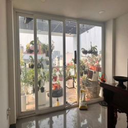 Bán nhà mặt tiền đường số 5, Tân Phú, Quận 7 - 60M2