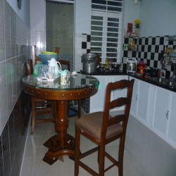 Chính chủ bán nhà mặt tiền trung tâm chợ nhỏ Bình Hòa