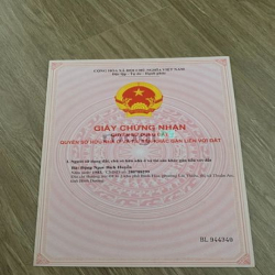Chính chủ bán nhà mặt tiền trung tâm chợ nhỏ Bình Hòa