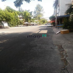 Bán nhà MT đường Số 30, P. Bình Trị Đông B, 4.5 x 20m, 2.5 tấm, 10 Tỷ