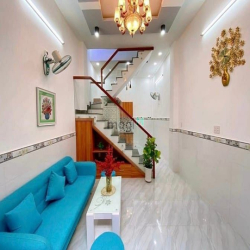 định cư nước ngoài bán nhanh nhà Tạ Quang Bửu Q8 56m2, gần chợ, Shr ,