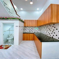định cư nước ngoài bán nhanh nhà Tạ Quang Bửu Q8 56m2, gần chợ, Shr ,