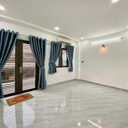 định cư nước ngoài bán nhanh nhà Tạ Quang Bửu Q8 56m2, gần chợ, Shr ,