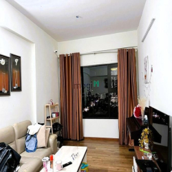Bán căn hộ 57m2 2PN tầng cao chung cư Flora Novia Linh Tây