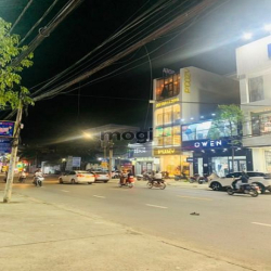 Nhà bán Mặt tiền đường Phạm Văn Thuận; 480m2 đang cho thuê 1.9 tỷ/năm
