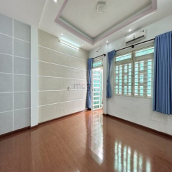 Bán nhà Trần Quang Diệu, Phường 14, Quận 3 - 4 tầng - nhỉnh 6 tỷ