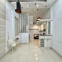 Bán nhà Trần Quang Diệu, Phường 14, Quận 3 - 4 tầng - nhỉnh 6 tỷ