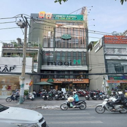 Tin Thật! Bán Nhà MT Cách Mạng Tháng 8, Quận 3. DT 9,3x19m, CN 145m2