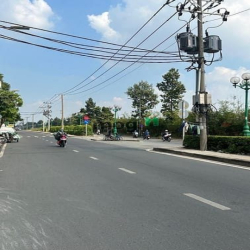 Chỉ 18 tỷ có nhà đẹp ngang 8m HXT Tân Sơn 144m2 3 lầu mái Thái 18 tỷ.