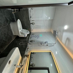 Phân lô VIP phố Hoa Bằng Cầu Giấy 38m2 x 7T thang máy, Ô tô tránh.
