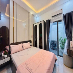 Bán Nhà Phố Đẹp Đường Phạm Văn Bạch, Phường 15, Quận Tân Bình