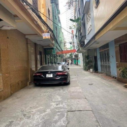 Tân Mai - Mặt ngõ kinh doanh - gara oto 7 chỗ 32m² 5 tầng 8,5 tỷ