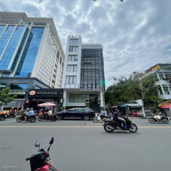 Bố tôi chia tài sản cần bán building siêu vị trí MT Lê Văn Sỹ 9.5x22m