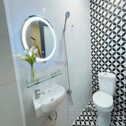 ĐỪNG BỎ LỠ Nhà Đ. Minh Phụng, P.5, Q.6. DT: 62m2, giá: 2tỷ135. SHR