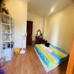 Nhà Đào Duy Anh P.9 Phú Nhuận 4 Tầng Diện Tích 105M2 Giá 17.3 Tỷ.