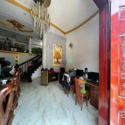 HXH tránh Nơ Trang Long - 120m2 ngang 5*2m giá 8.2 tỷ