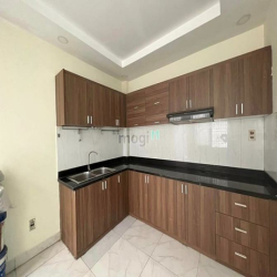 Nhà Trương Quốc Dung P.10 Phú Nhuận-Lô Góc- 4 Tầng- Giá 6.3 Tỷ.