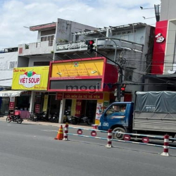 Nhà 3 lầu rộng rãi mặt tiền Trần Hưng Đạo, Ninh Kiều, Cần Thơ - 39 tỷ