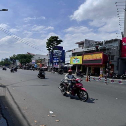 Nhà 3 lầu rộng rãi mặt tiền Trần Hưng Đạo, Ninh Kiều, Cần Thơ - 39 tỷ