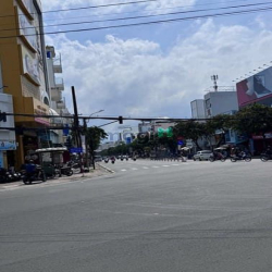 Nhà 3 lầu rộng rãi mặt tiền Trần Hưng Đạo, Ninh Kiều, Cần Thơ - 39 tỷ