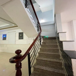 Nhà Phố 3 lầu hẻm 836 Huỳnh Tấn Phát dt 4m x 20m Tiện sửa mới