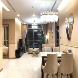 Căn hộ cao cấp Emerald Precinct, 2 Phòng ngủ, Đầy đủ nội thất cao cấp